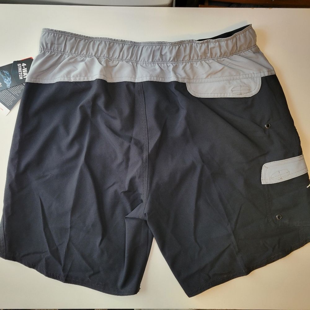 $50 NEW SPEEDO MARINA GRAY BLACK STRETCH FLEX VOLLEY SHORTS w/ liner L large NWT - Picture 9 of 15